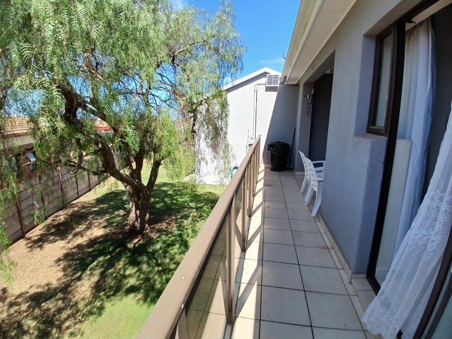 2 Bedroom Property for Sale in Hartenbos Central Western Cape
